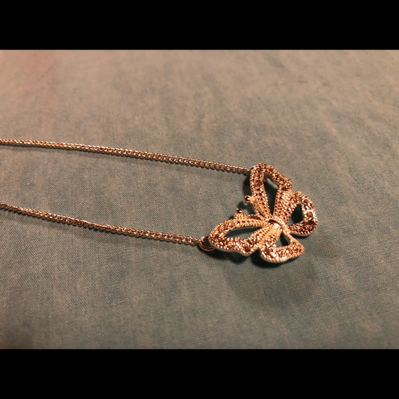 Butterfly 🦋 Necklace & Earrings Gift Set NIB - Picture 3 of 6